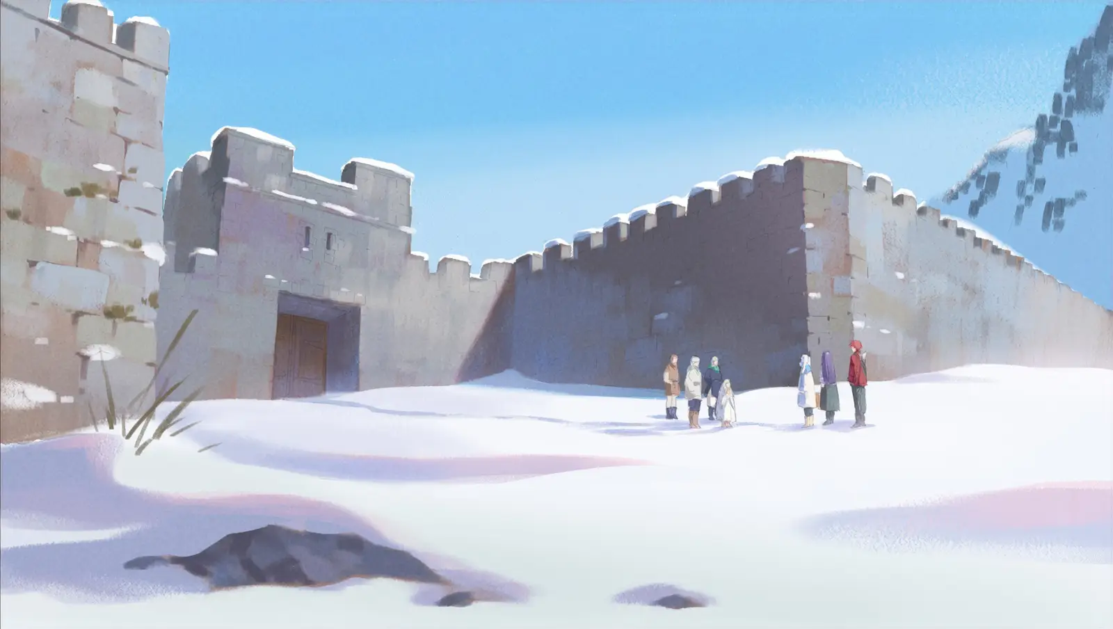 Snow-covered fortress exterior from Frieren: Beyond Journey’s End, a color script painting by background artist Seiko Yoshioka, showing a small group of travelers standing before tall stone walls and a closed gate under a clear winter sky. アニメ『葬送のフリーレン』の背景美術家・吉岡誠子（Seiko Yoshioka）によるカラースクリプト。雪に覆われた要塞の外観を背景に、高い石壁と閉ざされた門の前に旅人たちが立つ、澄んだ冬空の情景が描かれている。